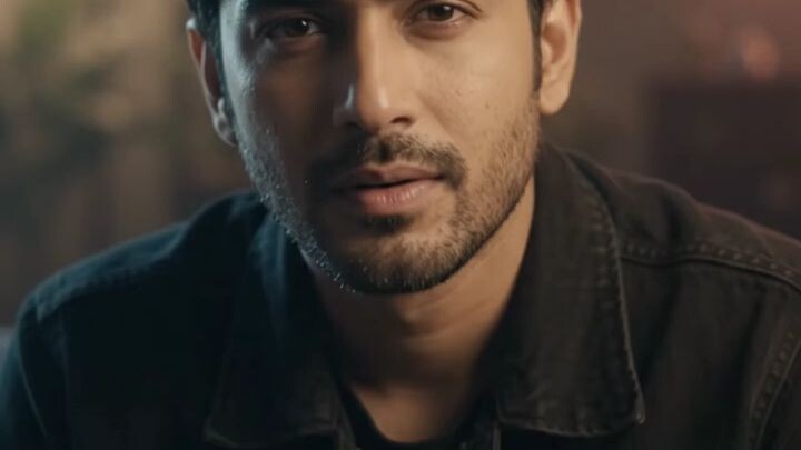 একটা মানুষ অতি কষ্টে নিজেকে পরিবর্তন করে