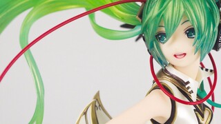 [Nhân vật phản diện của ngày] MaxFactory Hatsune Miku: Bahamut ウィンターヒロインver.