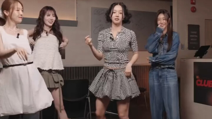 Girl's Day Relay Dance (Flustered Version)
