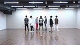 bts idol dance practise