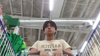 POV: YOUR MOM LEFT YOU AT THE CASHIER