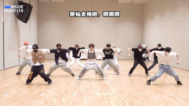 يمكنك دائمًا الوثوق بفريق بور، مقطع قصير من رقصة ثنائية لرونج تشان AAA، رائع جدًا