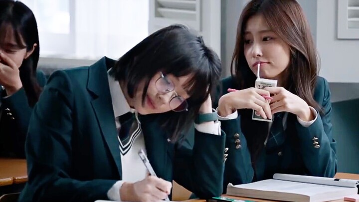 【Chu Nghệ Lị x Thôi Kinh】Hình phạt dành cho một cô gái thẳng thắn nhưng hay nói dối là phải yêu phải