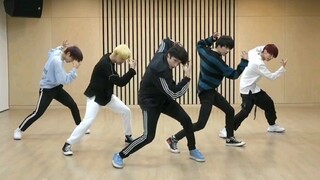 เพลงคัมแบ็กล่าสุดของ TXT "The Night the World Burns Down, Us" เปิดเผยห้องซ้อมแล้ว