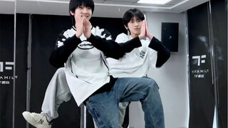 【TF家族练习生】大年初三，TF家族练习生送大家“三千万”