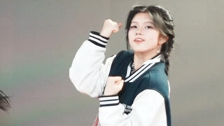 不小心拍到了16岁女高的人生视频#MEOW