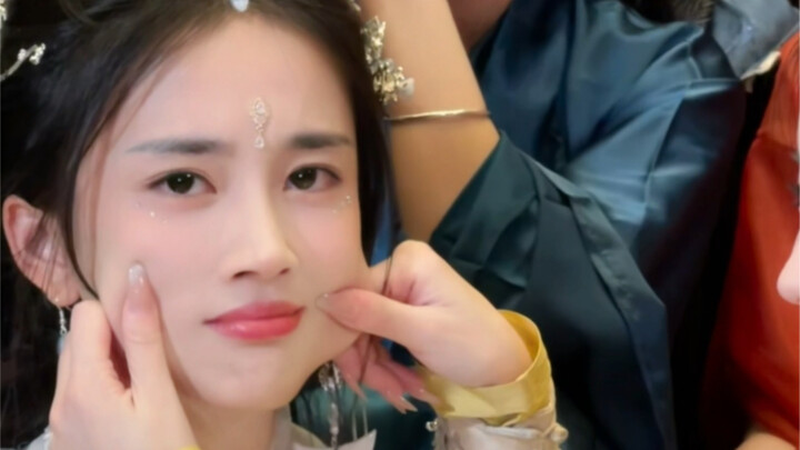 แวบแรก: ผู้หญิง, แวบสอง: ทั้งชีวิตนี้