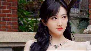 ๋จิ่งเถียน Jing Tian ~ Fashion in Tencent Award clip # 2