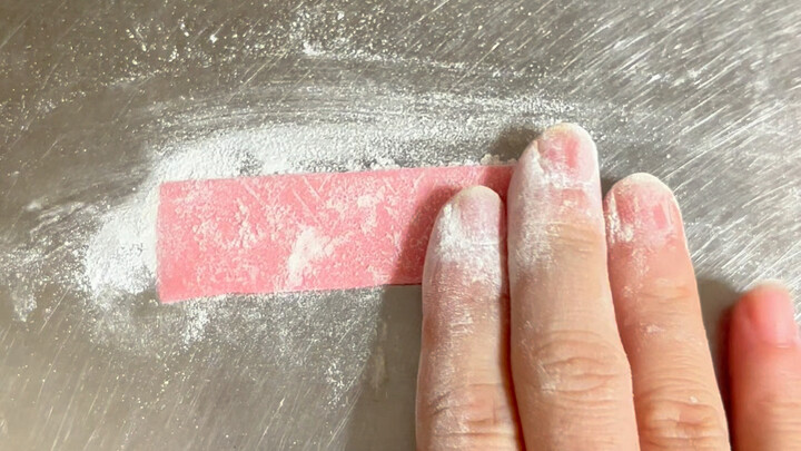 This way, you won’t have to worry about wasting bubble gum anymore.