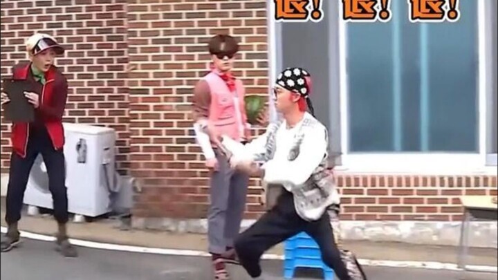 Không phải fan của Seo Myung-ho, nhưng chưa bao giờ bỏ lỡ bất kỳ trò hài nào của anh ấy haha haha