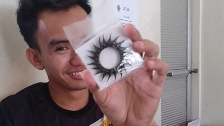 May nag deliver sa akin ng parcel ang laman ay rambutan toy