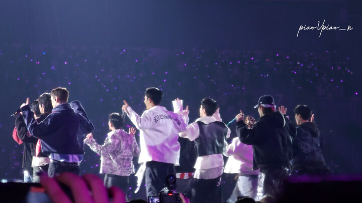 The Knife Dance Behind Baby Chocolat