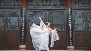 【壁花少女vi古风向舞蹈混剪】胭脂妆||风回小院庭芜绿，柳眼春相续