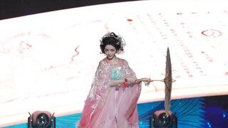 [Xu Jiaqi] พิธีสไตล์แห่งชาติปี 2024 丨 "ฤดูใบไม้ผลิไม่สาย" ยิงตรงบนเวที丨เต้นรำท่ามกลางสายฝนที่มีหมอกท