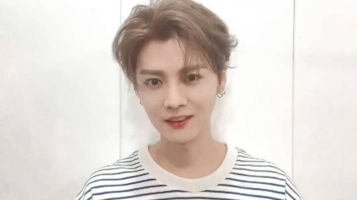Lagu duet apa pun yang dinyanyikan Lu Han terasa biasa-biasa saja, tetapi begitu solo dari seseorang