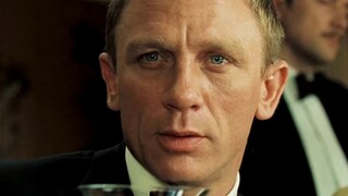 The wine glass was poisoned. See how an agent saves himself.