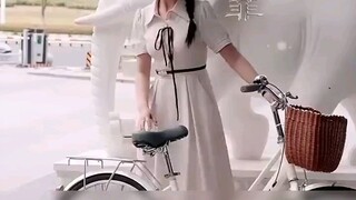 She merried the guard Son.