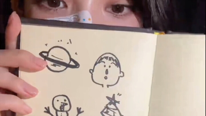 Livestream ASMR của Liu Zhimin có tiếng nền, bao gồm âm thanh giọng nói nhẹ, tiếng gõ, tiếng cọ sát 