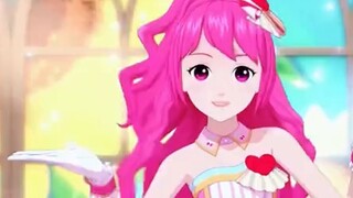 Male college student Feimeng and Girl Melody danced to "Heart Blossoms"