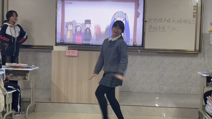 13岁初中生第一次翻跳《Snow Song Show》