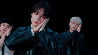 วิดีโอการแสดงพิเศษ 'Devil by the Window' ของ TXT