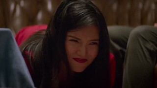 เศรษฐีเมืองซีหง: ผู้กำกับเห็นขวดน้ำมะพร้าวของสวีต้งต้ง จึงเชิญเธอมารับบทสายลับหญิงสองหน้า