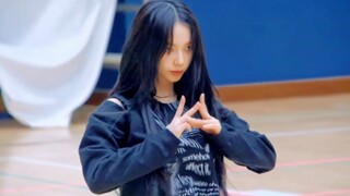柳智敏Menagerie练习室私服训练版！认真脸好帅！