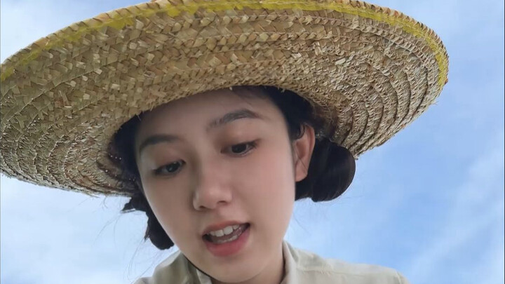 เก็บดอกไม้รายได้เดือนละกว่าหมื่น? คนพื้นที่ลองเองแทบล่มสลาย