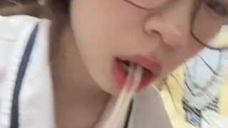 How do you eat noodles with a tongue piercing?