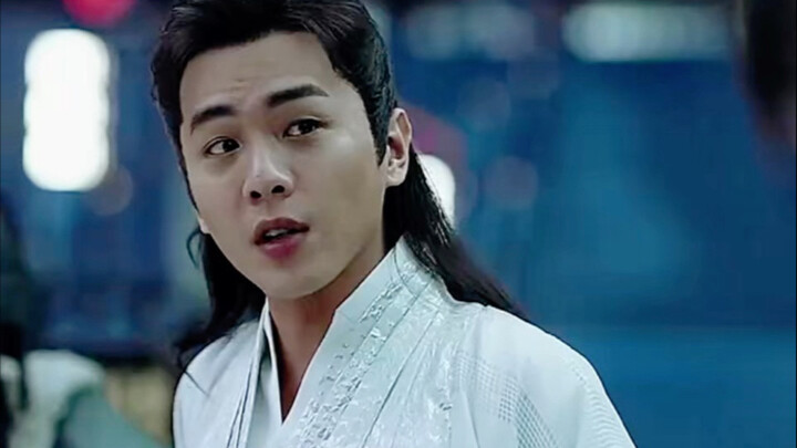 พูดกับฟ่านเสียนไปสามประโยค ทำเอาฉันตกใจแทบหัวใจจะวาย
