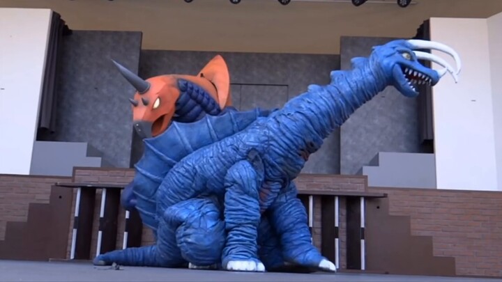Kronik Monster Purba Raja Savos III (1971-2018)