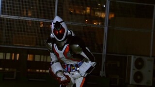 At this time, the Heisei Knights began to understand the benefits of the Showa Cyborgs.