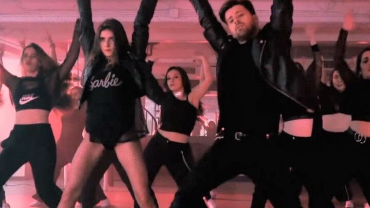 Sexy dance troupe version of "FUERTE"!!!