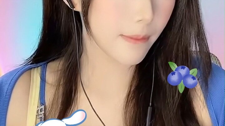 Mùa hè này, hãy yêu một mối tình đầy sắc cầu vồng nào!