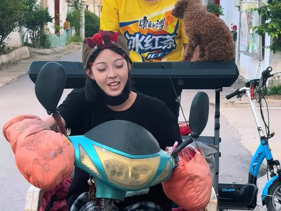 String puppetry is here!!!!