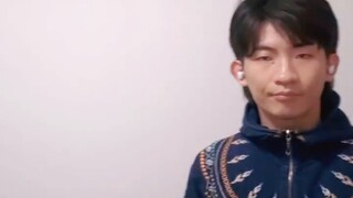 Mẹo chơi đùa với người hâm mộ khi nhảy theo bài hát "Send to the Moon"