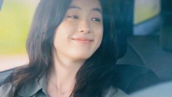 不同的行业相同的使命，消防员和女医生擦出爱的火花。