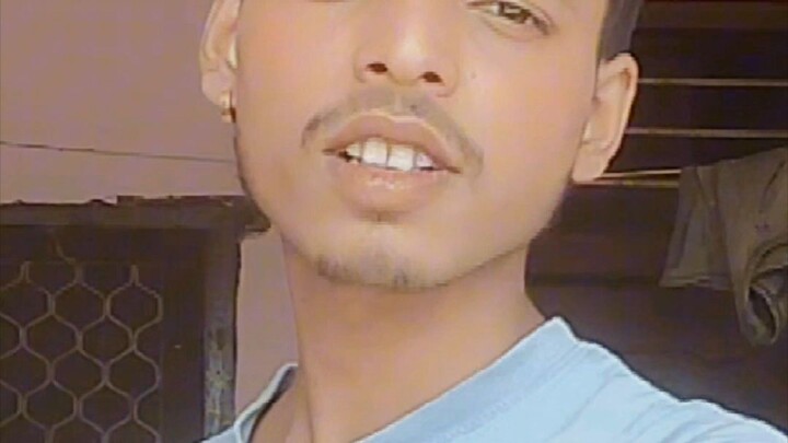Dhusar jaat..😜