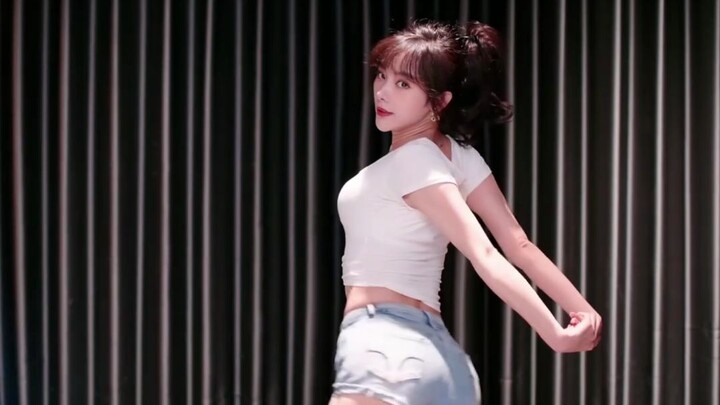Denim Shorts - Wang Xiaomumu - Puppet