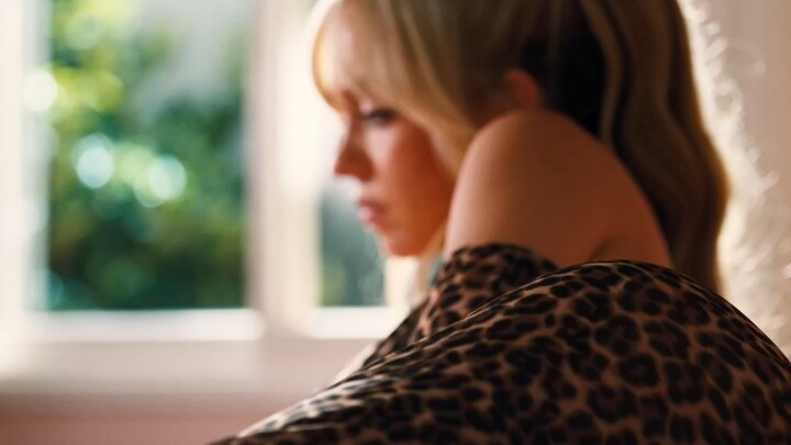 A woman’s body suddenly underwent a mutation.