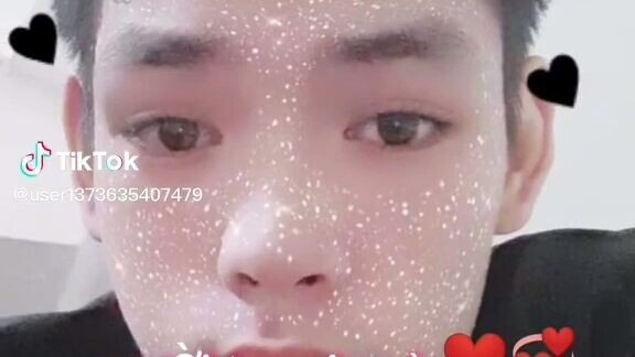 đẹp trai quá cũng khổ