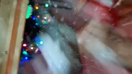 الثلج يتساقط~