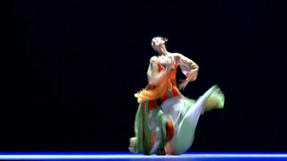 “此舞只因天上有”