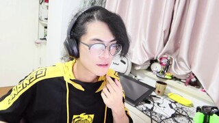 Vẽ phiên bản anime của Guess What You Draw, bức vẽ này thật kỳ quặc! !