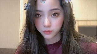 【欧阳娜娜音乐】欧阳娜娜吉他弹唱《和你》