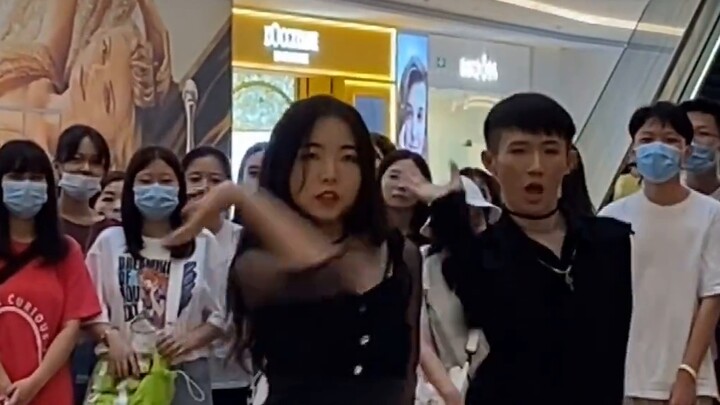 【（G）I-DLE】การแสดงโรดโชว์ร้องเพลงและเต้นรำที่เมืองฝูโจว เมดเล่ย์เพลงฮิตของ (G)I-DLE