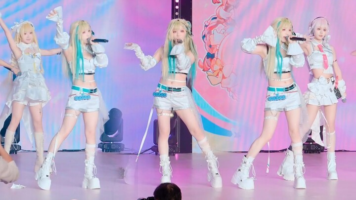 บังเอิญเจอรุ่นพี่ลินเนย์ร้องเพลงเต้นบนเวทีในงานมหกรรมอนิเมะ! 【bilibili คิกขุแห่งจักรวาล】