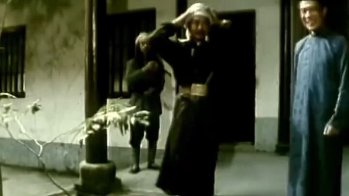 “I, Wang Zuo, pay my respects to Comrade Mao.”