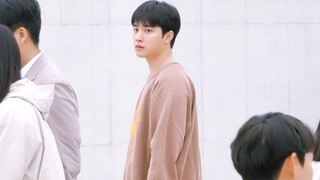 【EXO】كواليس الفيديو الموسيقي لـ EXO «Let Me In»