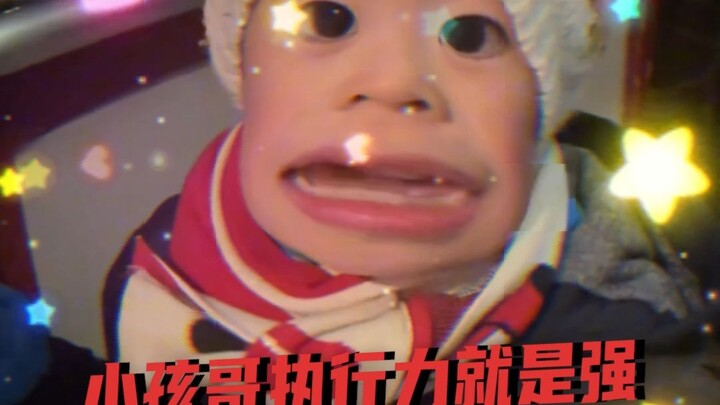 Dia langsung berbalik dan berteriak tanpa sedikit pun ragu.